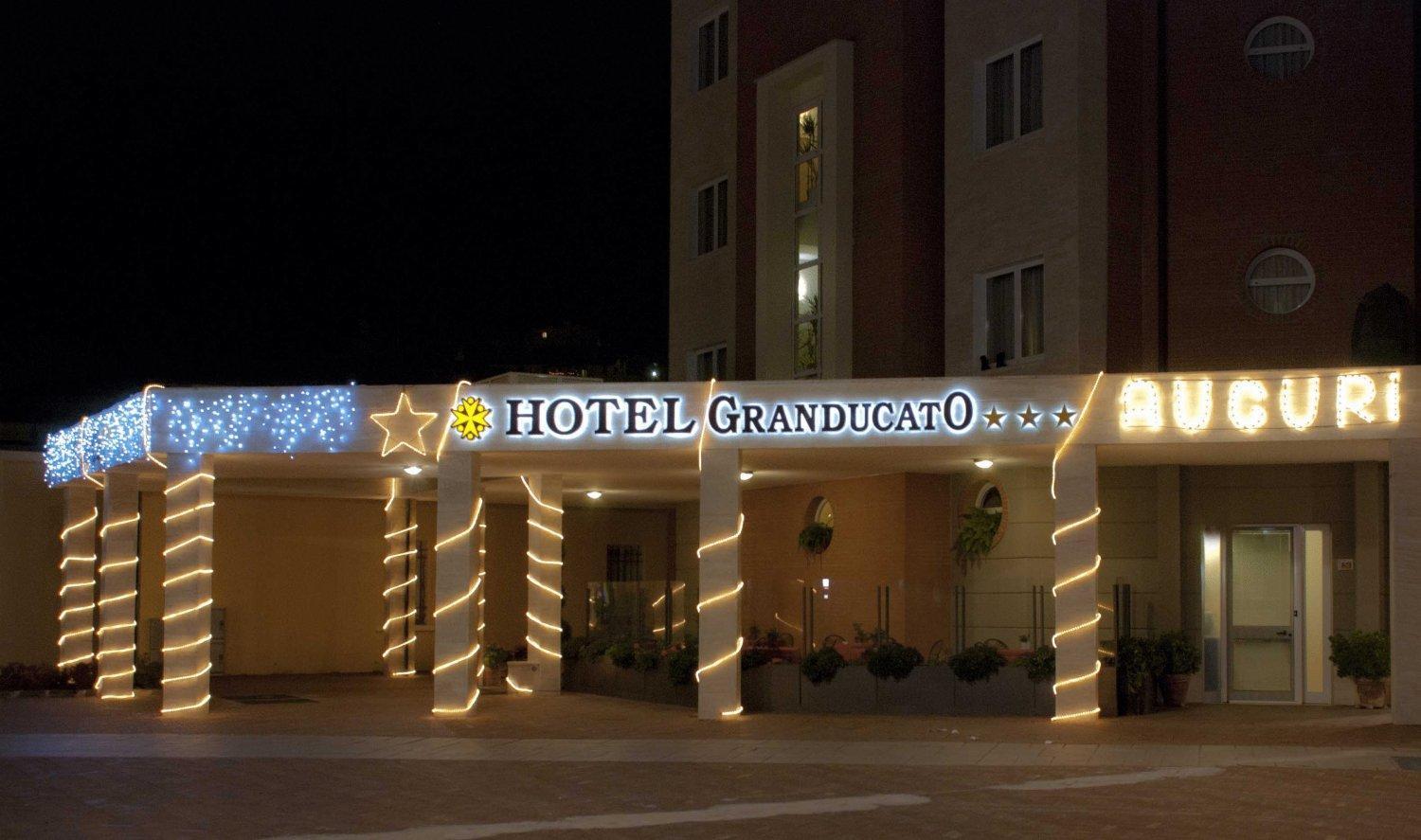 Hotel Granducato Монтелупо-Фьорентино Экстерьер фото