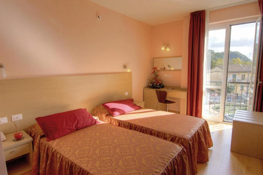 Hotel Granducato Монтелупо-Фьорентино Экстерьер фото